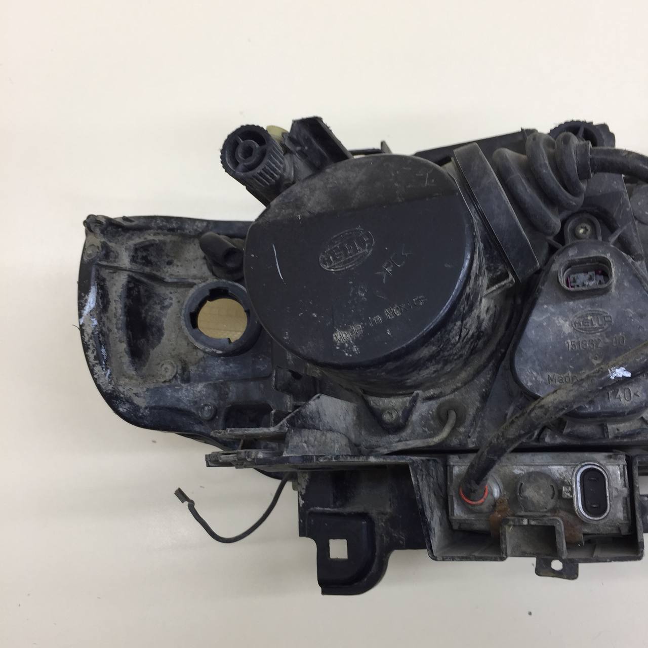 Фара левая BMW X5 E53 2000-2007