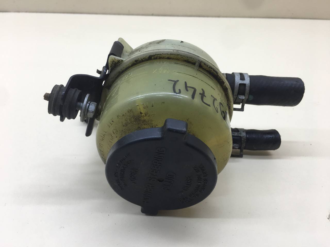 Бачок гидроусилителя Toyota Camry (XV30) 2001-2006