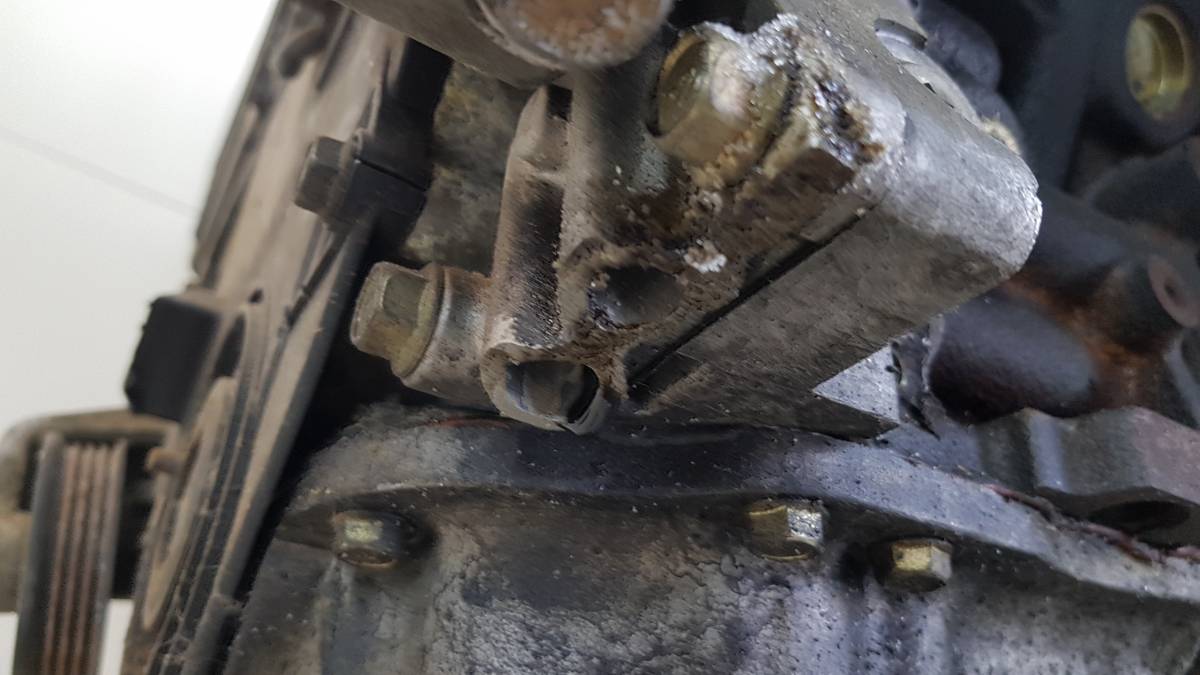 Двигатель Mitsubishi Diamante 2 (F3, F4) 1994-2005г