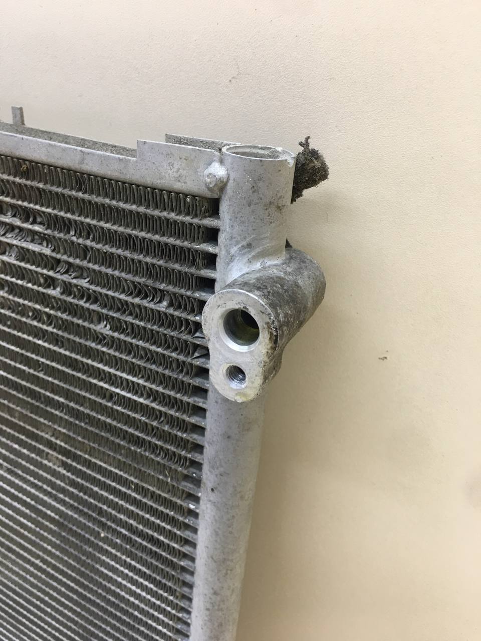 Радиатор кондиционера (конденсер) Geely MK Cross 2011>