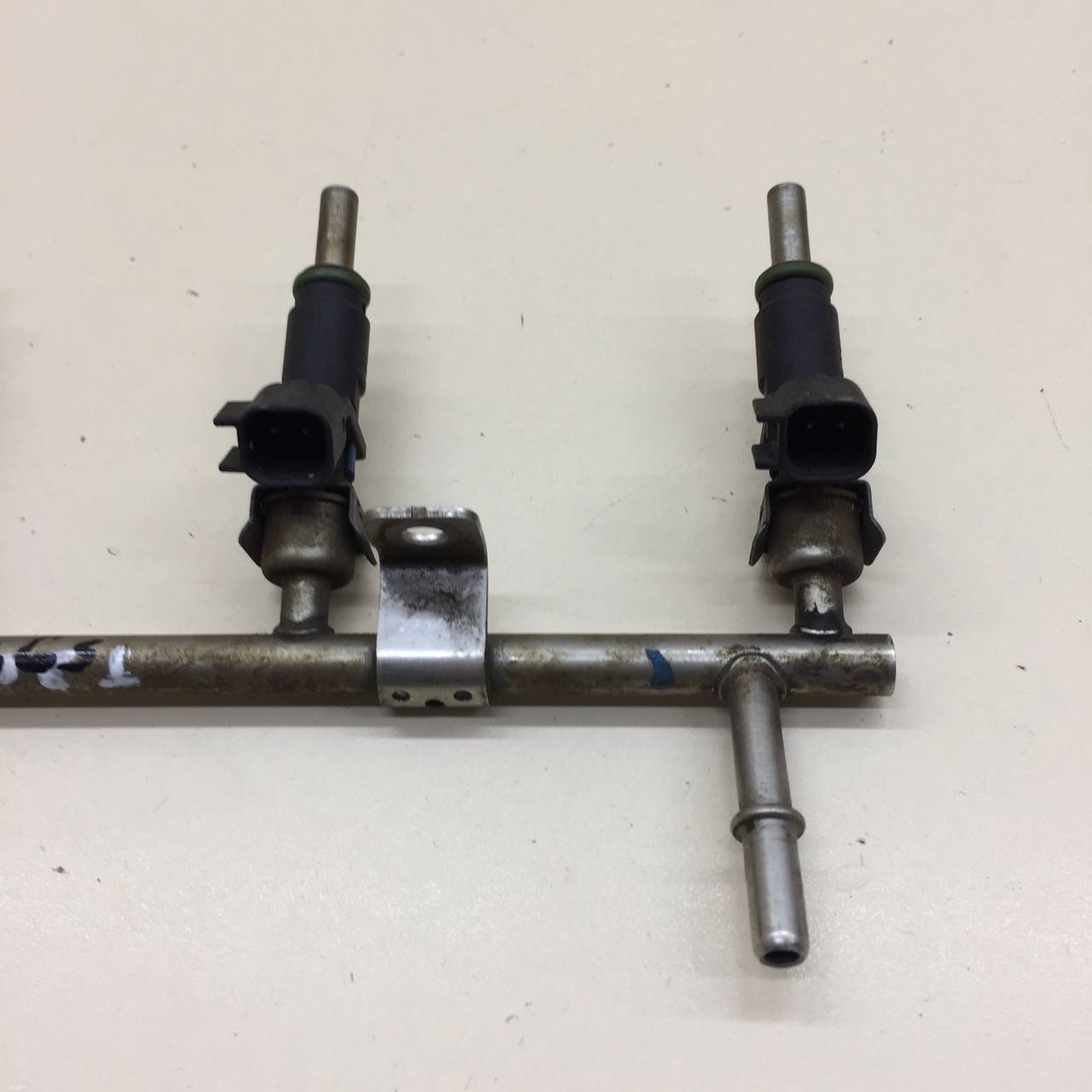 Рейка топливная (рампа) Chevrolet Aveo T300 2011>