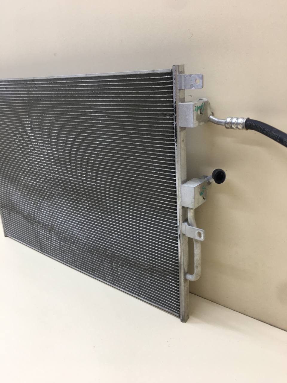 Радиатор кондиционера (конденсер) Jetour Dashing 2022>