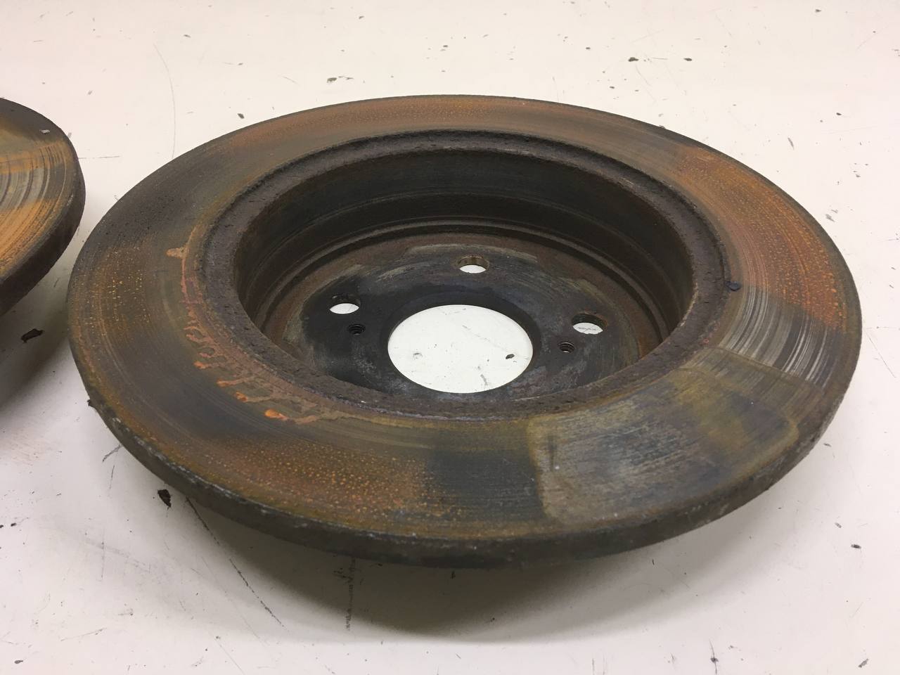 Диск тормозной задний Toyota Rav 4 (XA40) 2013-2019