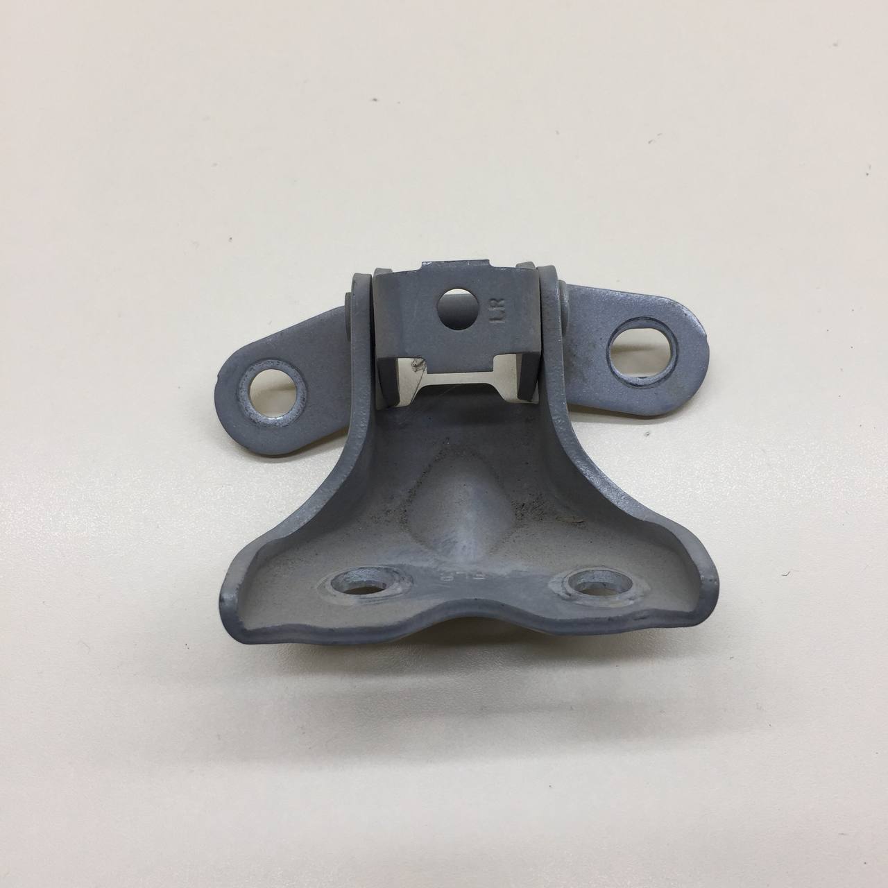 Петля двери передней правой нижняя Kia Rio 4 (FB) 2017>