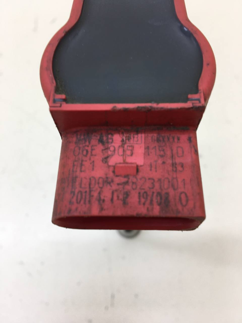 Катушка зажигания Audi Q7 (4L) 2005-2015