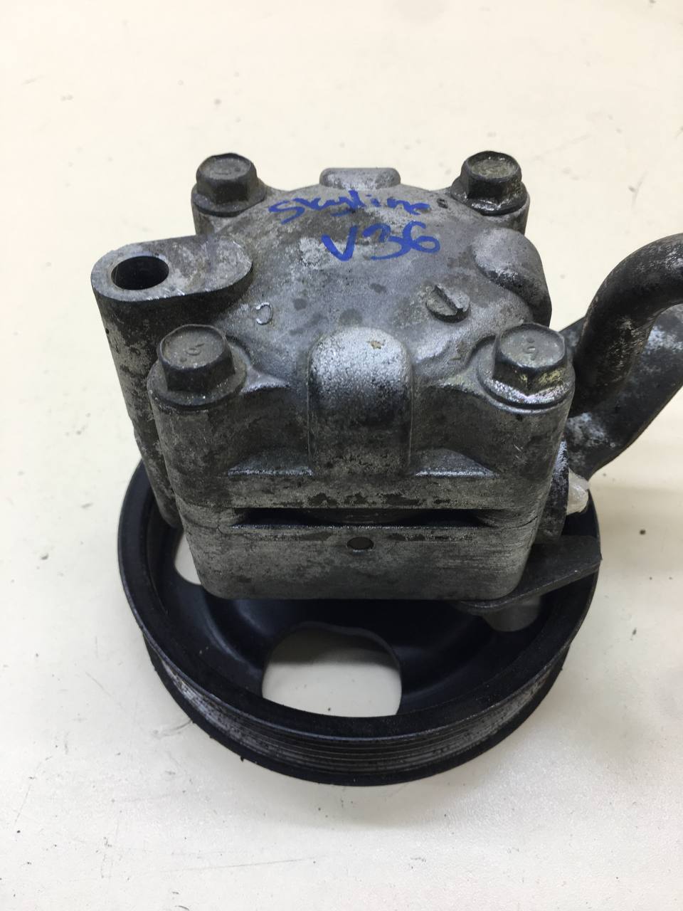 Насос гидроусилителя (электрогидроусилитель, ЭГУР) Nissan Skyline (V36) 2006-2014