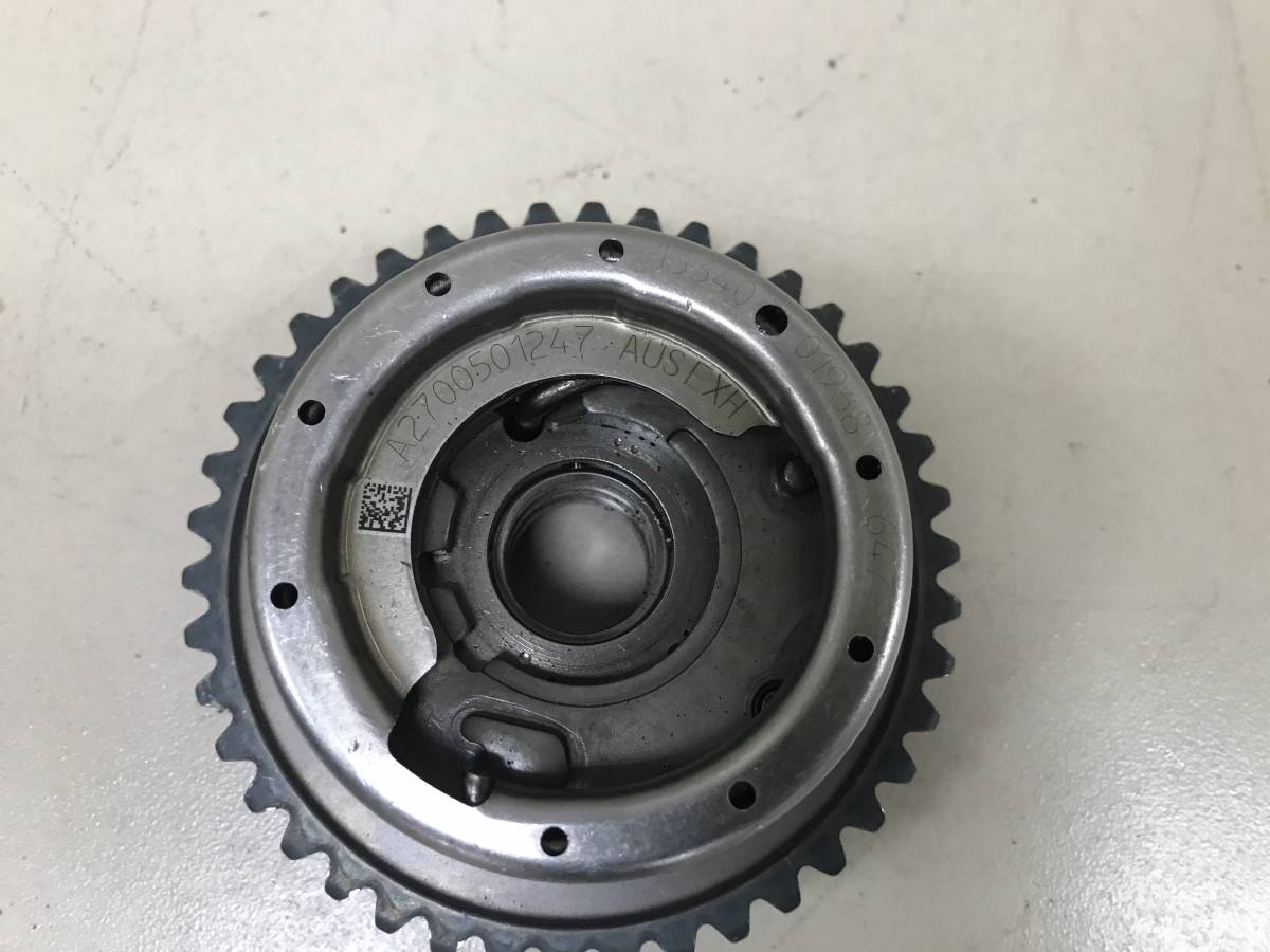 Механизм изменения фаз ГРМ Mercedes-Benz CLA-Class (C117) 2013>