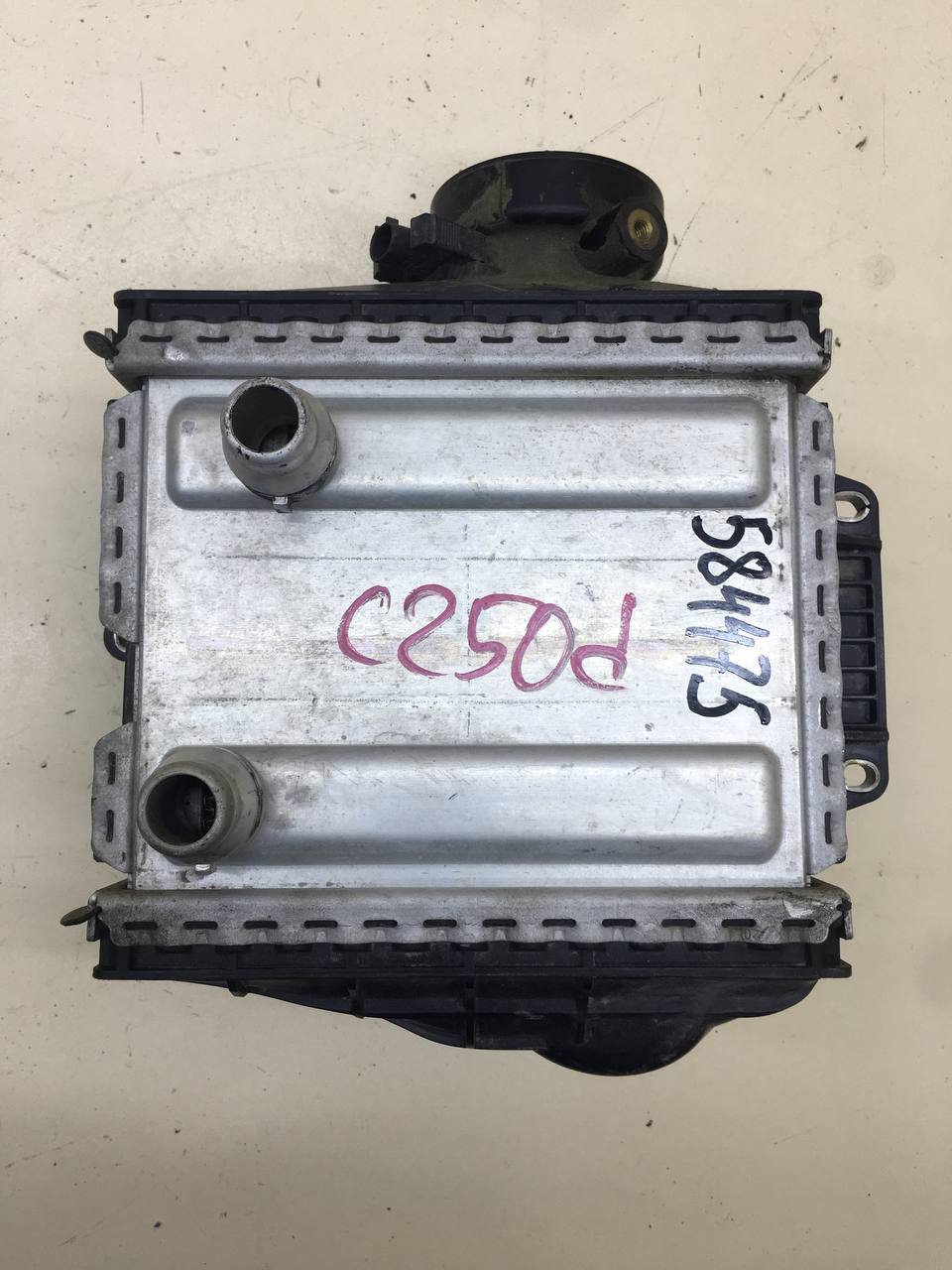 Интеркулер Mercedes-Benz C-Class (W205) 2014>