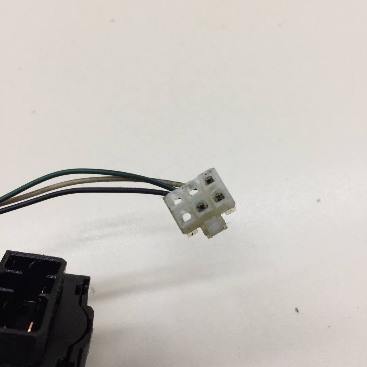 Переключатель поворотов подрулевой Chevrolet Aveo T250 2005-2011