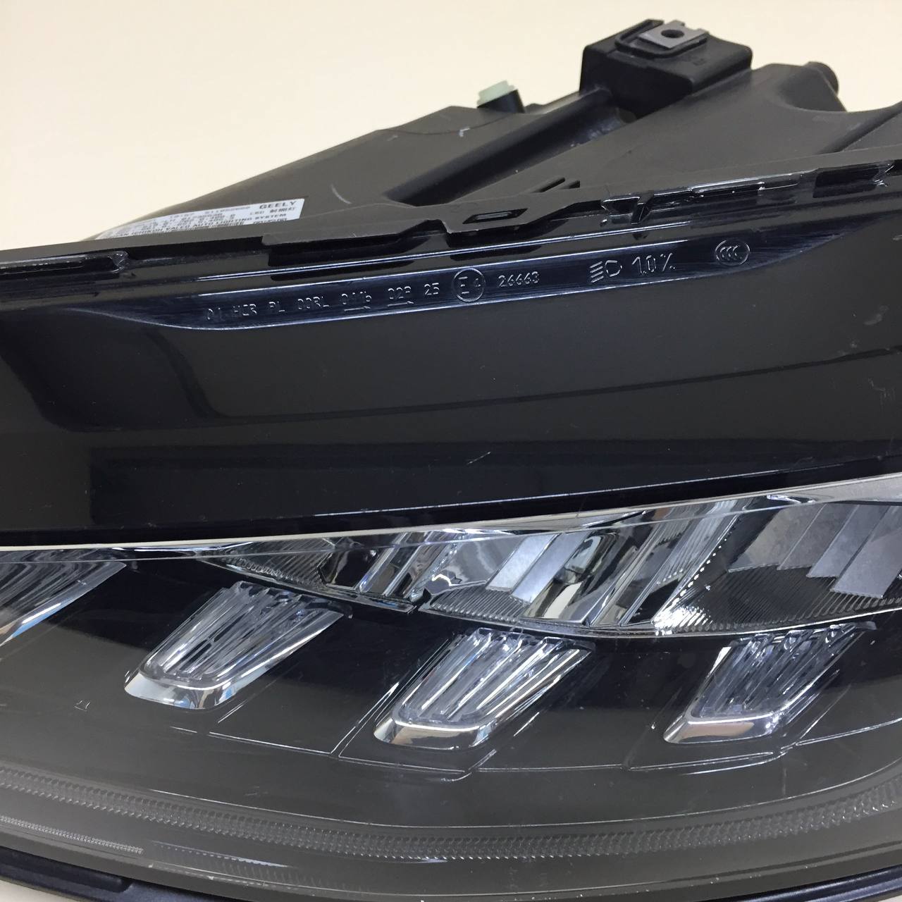 Фара правая Geely Atlas Pro (NL-3) 2019-2025