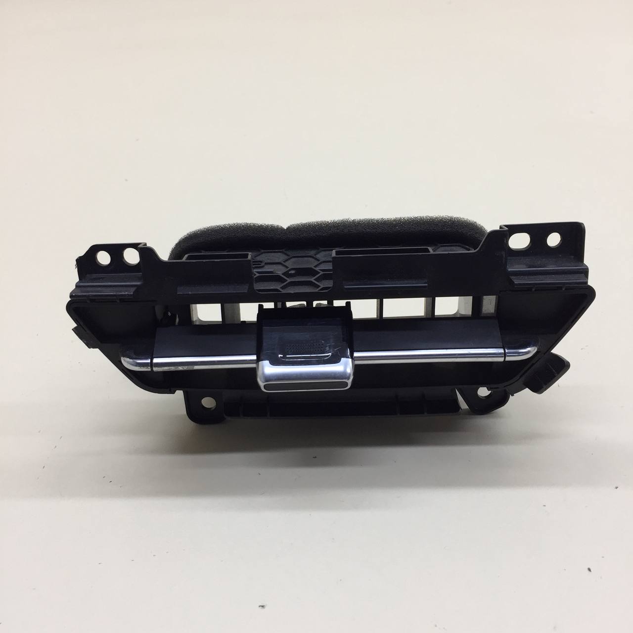 Дефлектор воздушный Changan UNI-K 2020>