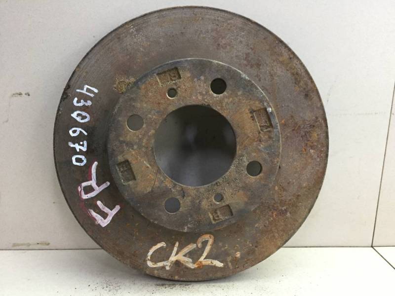 Диск тормозной передний Mitsubishi Colt (CA0) 1992-1996