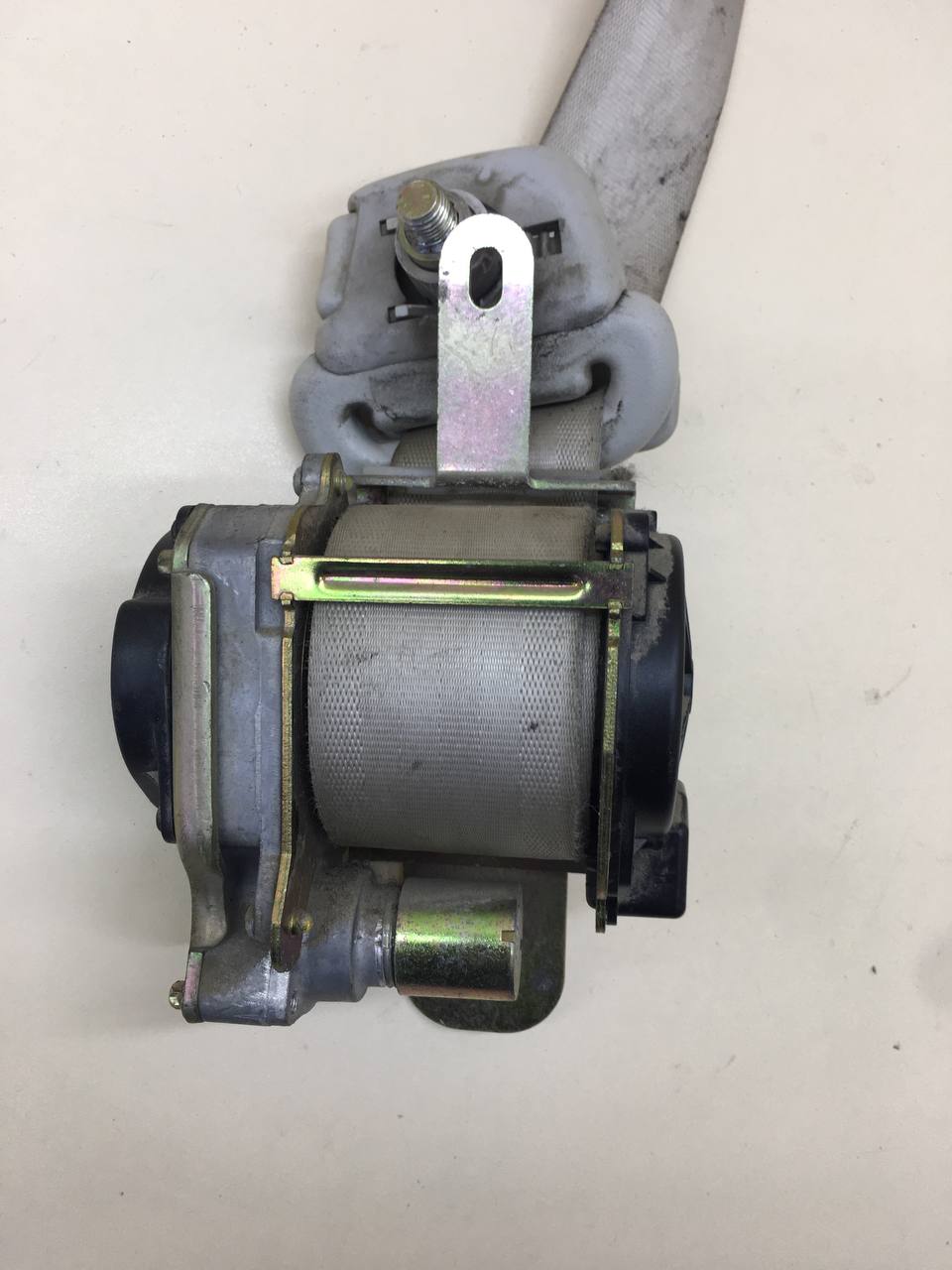 Ремень безопасности с пиропатроном Geely MK Cross 2011>