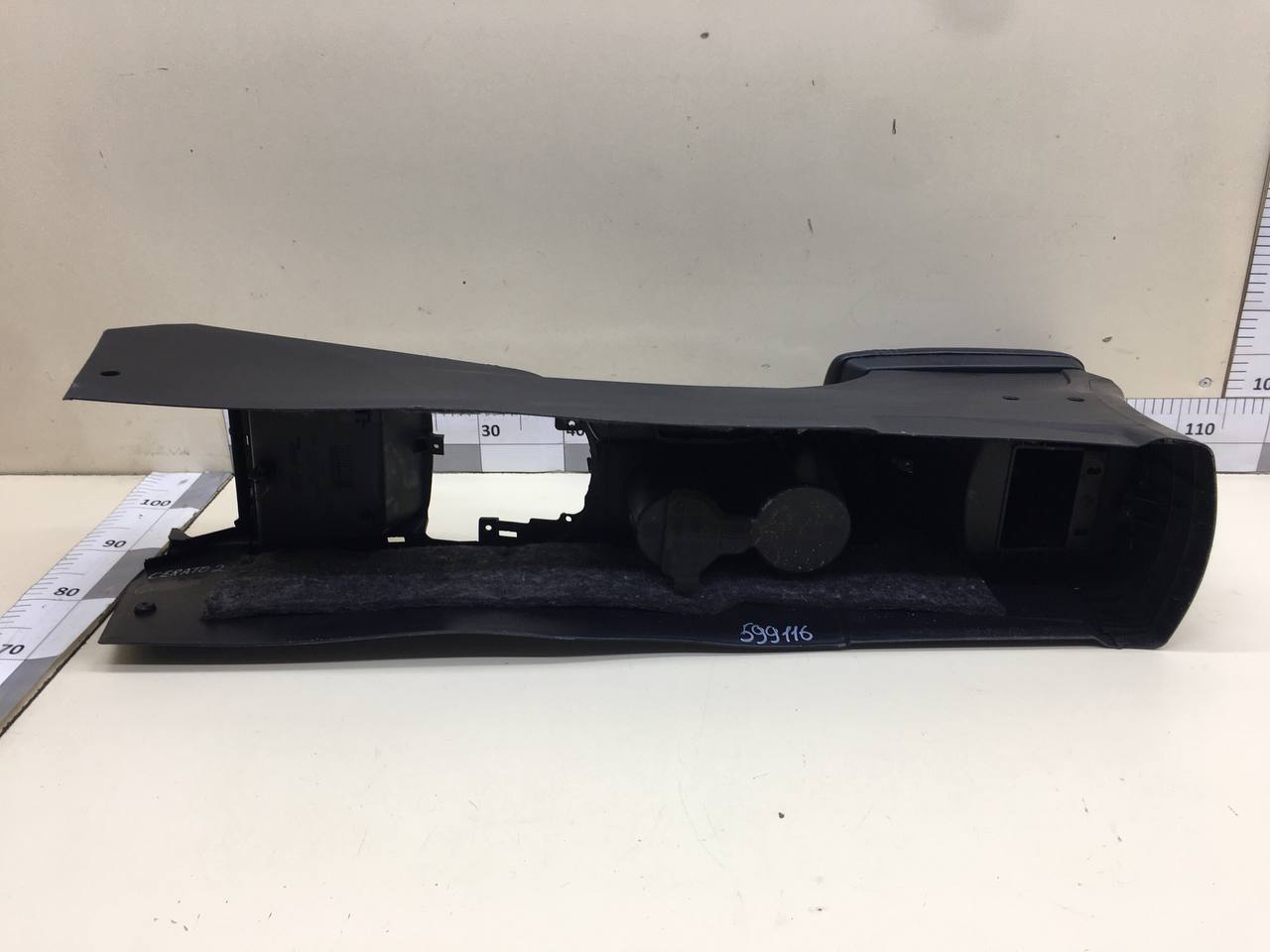 Консоль центральная Kia Cerato (TD) 2009-2013