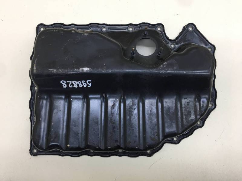 Поддон масляный двигателя Volkswagen Golf 6 (5K) 2009-2013