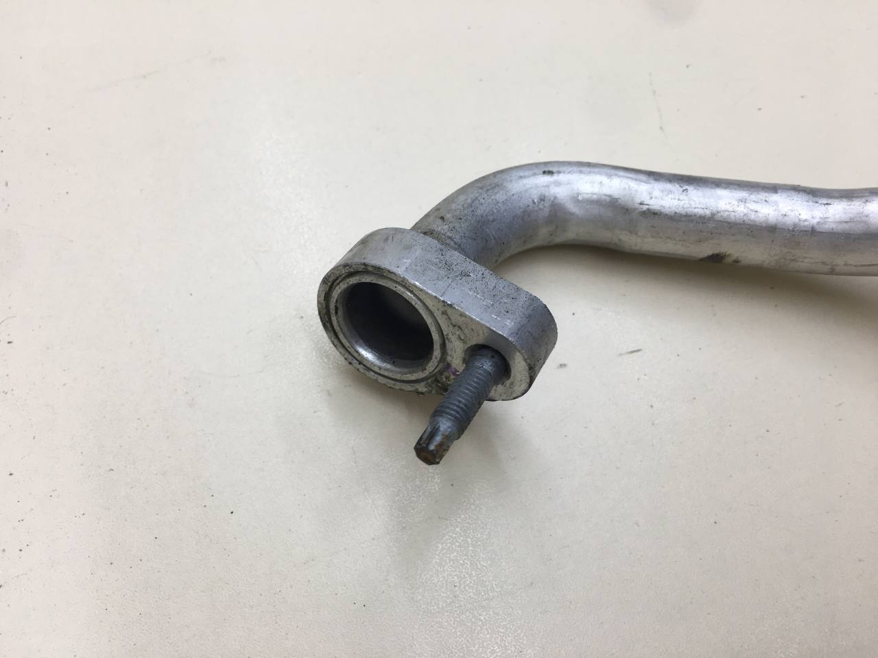 Трубка кондиционера Skoda Octavia (A7) 2013>