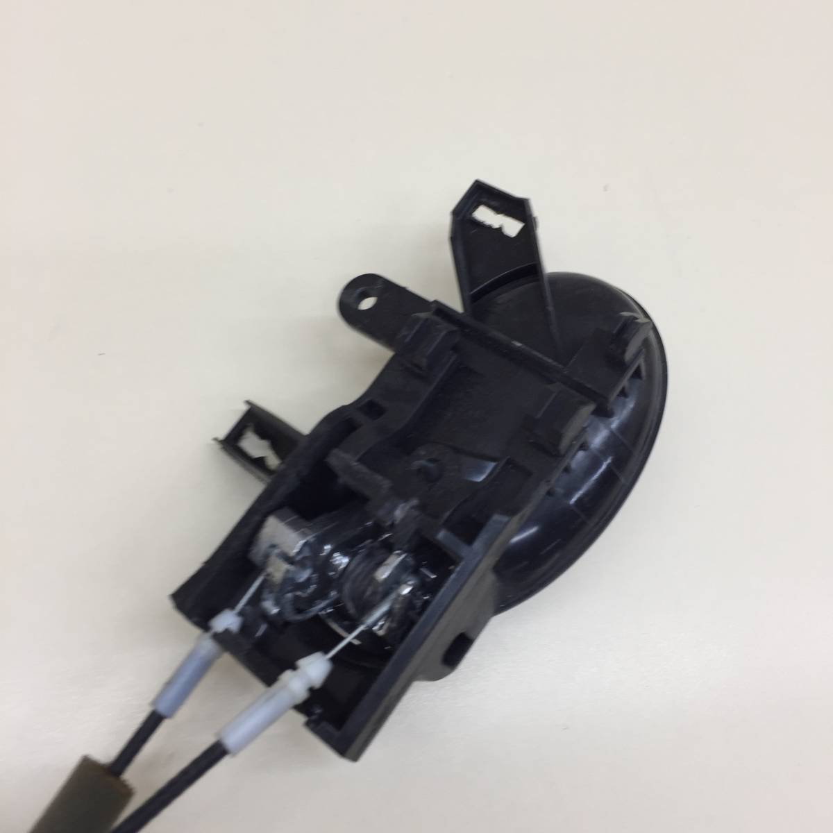 Замок двери передней левой Nissan Juke (YF15) 2011-2020