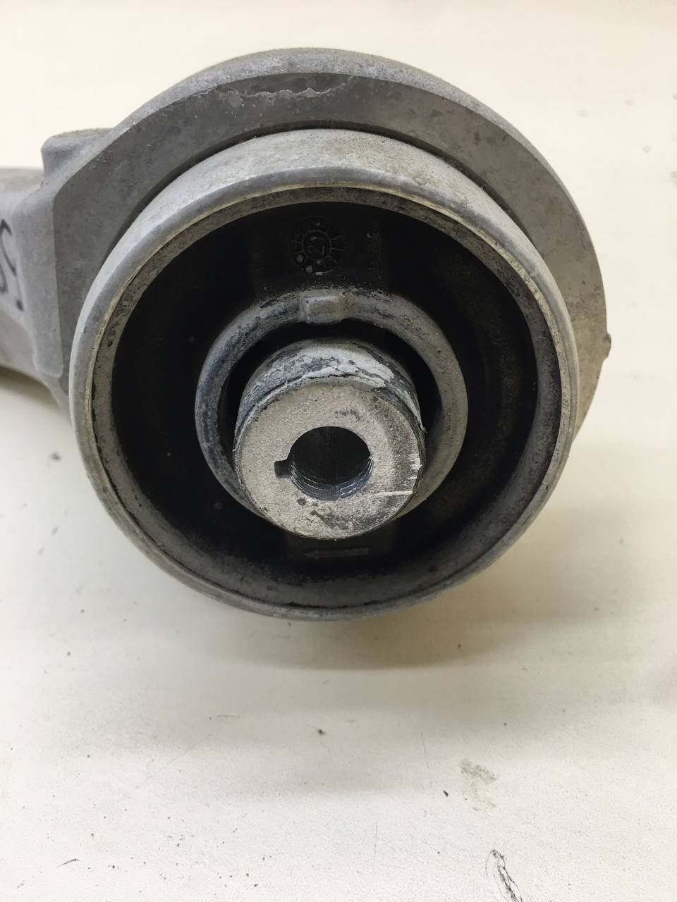 Рычаг передний правый Porsche Cayenne 2017>