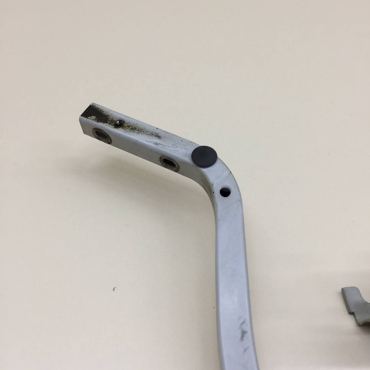 Петля крышки багажника Chevrolet Aveo T250 2005-2011