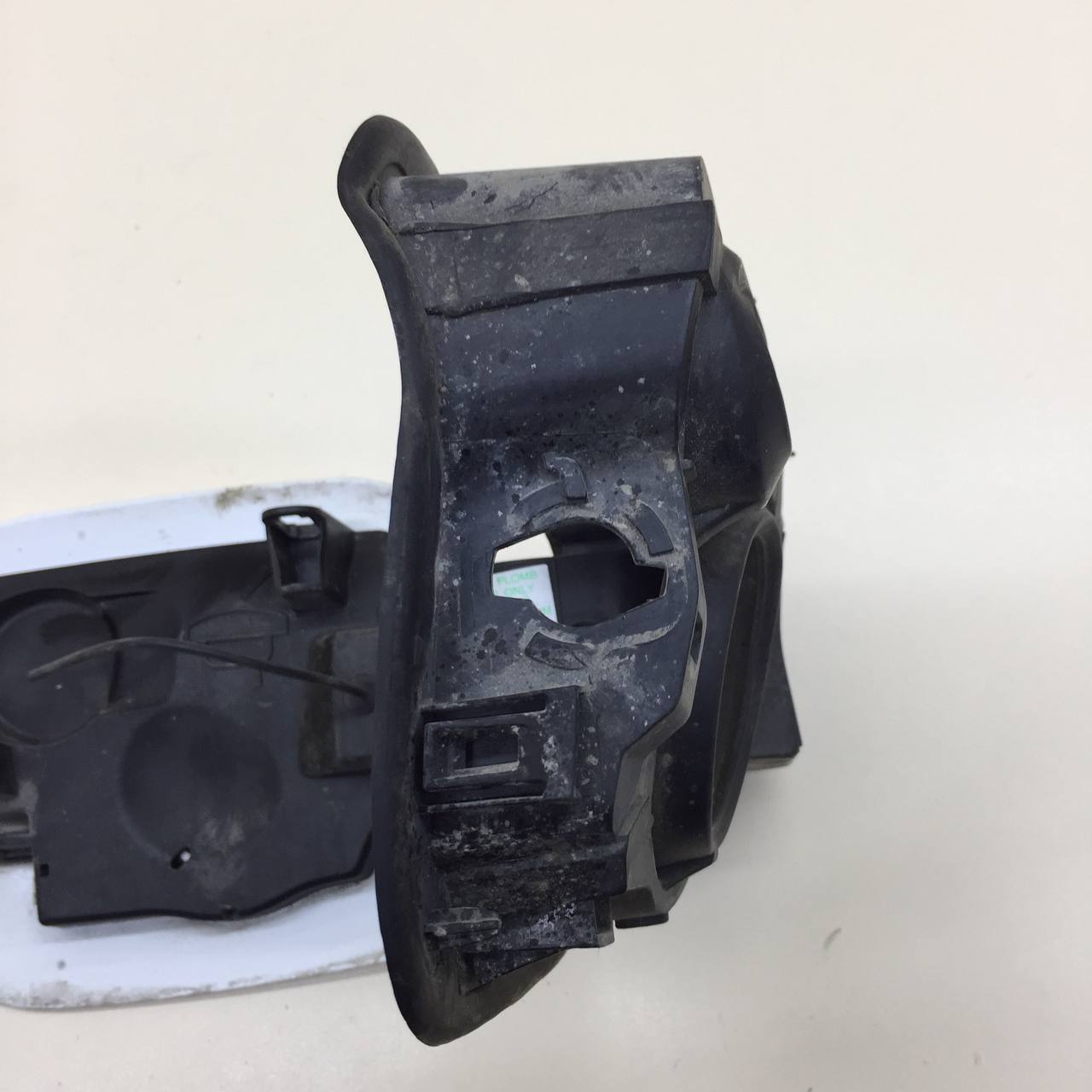 Лючок бензобака Citroen C-Elysee 2012-2017