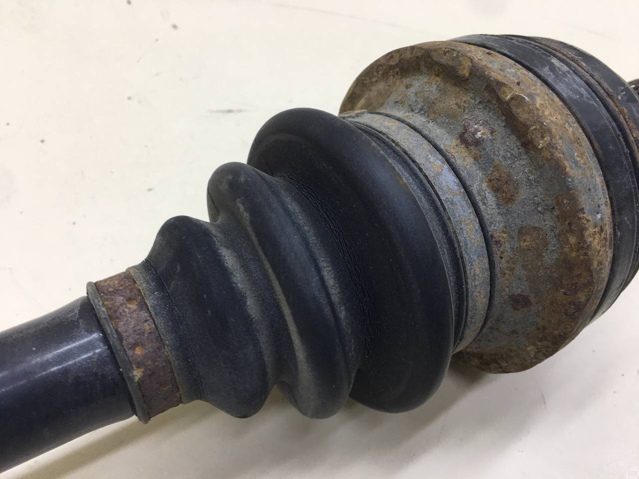 Полуось задняя BMW X5 E53 2000-2007