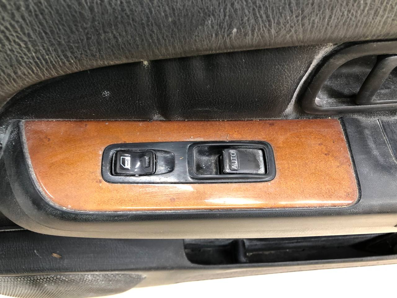 Дверь передняя правая Infiniti QX4 (JR50) 1996-2003г