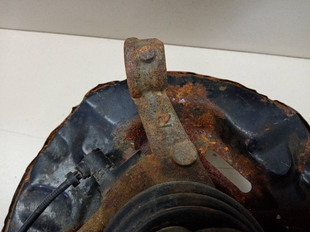 Кулак поворотный передний правый Toyota Allion (T240) 2001-2007