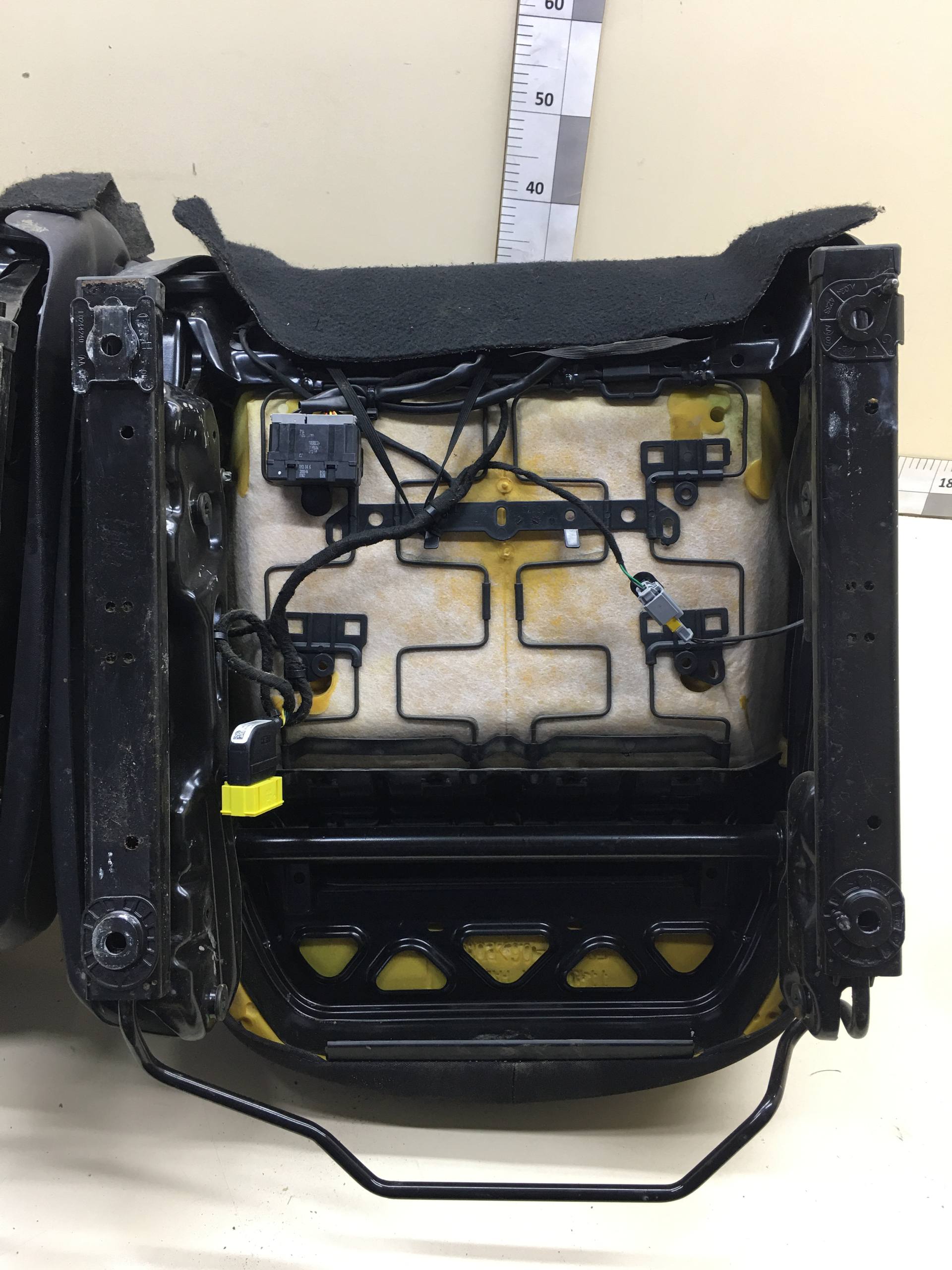 Сиденье (комплект) Peugeot 208 2012>