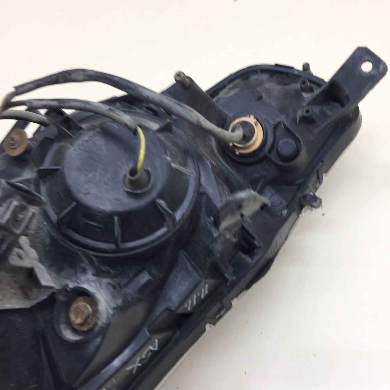 Фара правая Mitsubishi Outlander XL (CW) 2006-2012