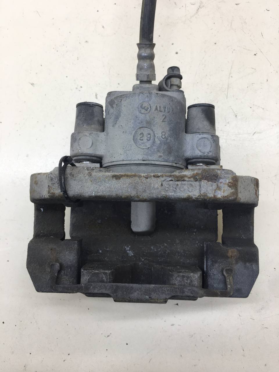 Суппорт задний левый BMW X6 F16/F86 2014-2020