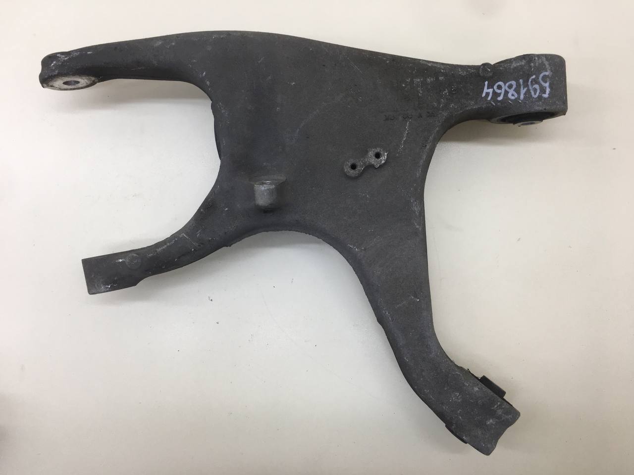 Рычаг задний нижний правый Audi Q5 (8R) 2008-2017