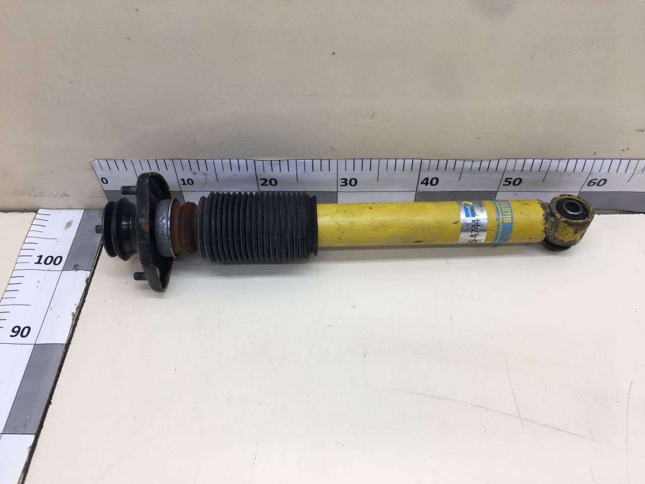 Амортизатор задний BMW X5 E53 2000-2007