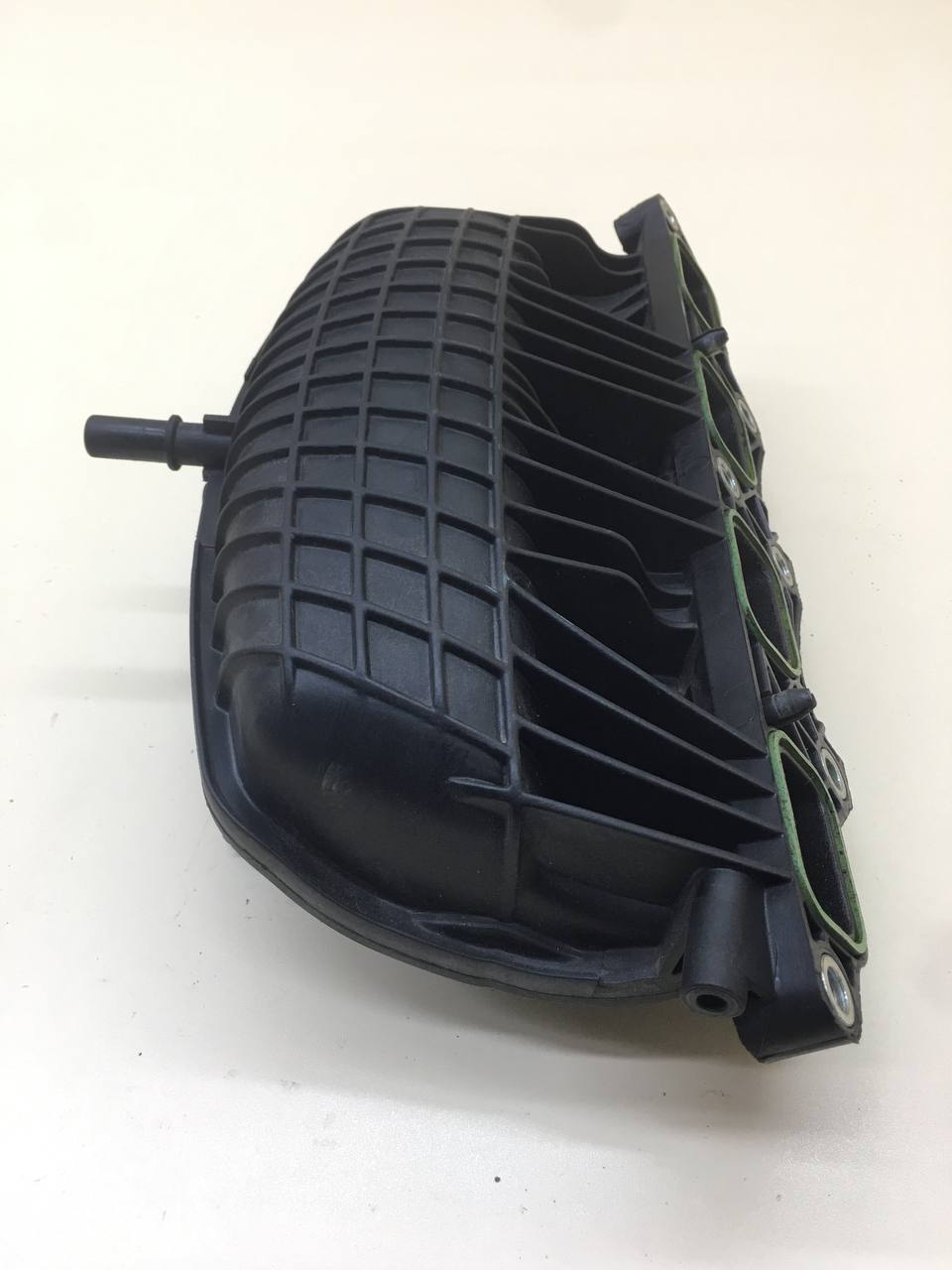 Коллектор впускной Volkswagen Scirocco 2009-2015