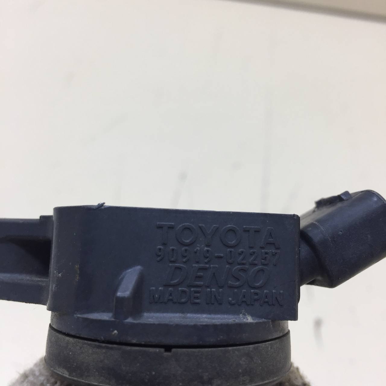 Катушка зажигания Toyota Corolla E180 2013-2019