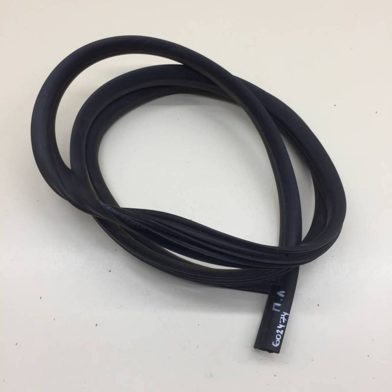 Уплотнитель проема двери передней левой Lada X-RAY 2016>