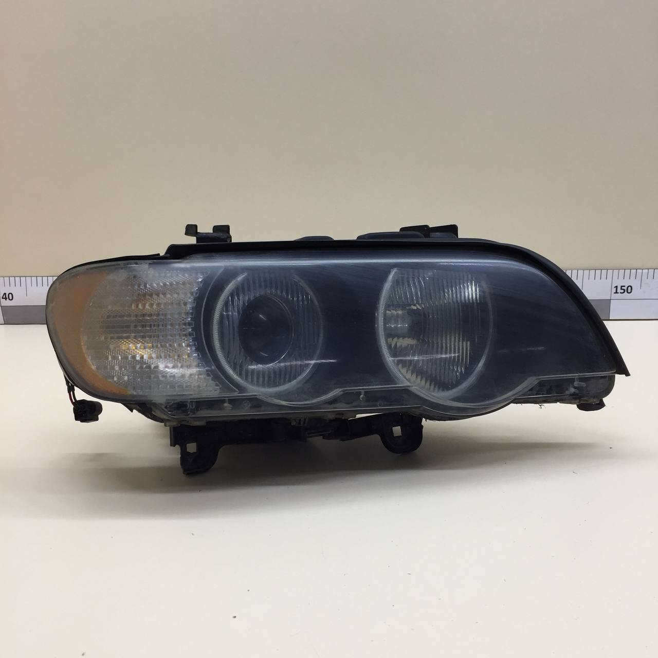 Фара правая BMW X5 E53 2000-2007