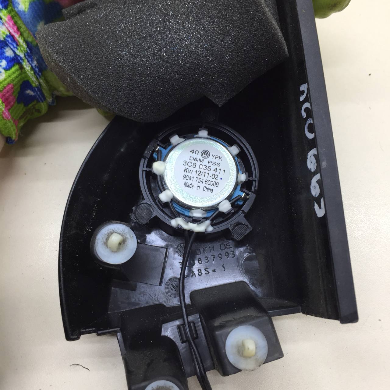 Крышка зеркала внутренняя левая Volkswagen Passat B7 2011-2015