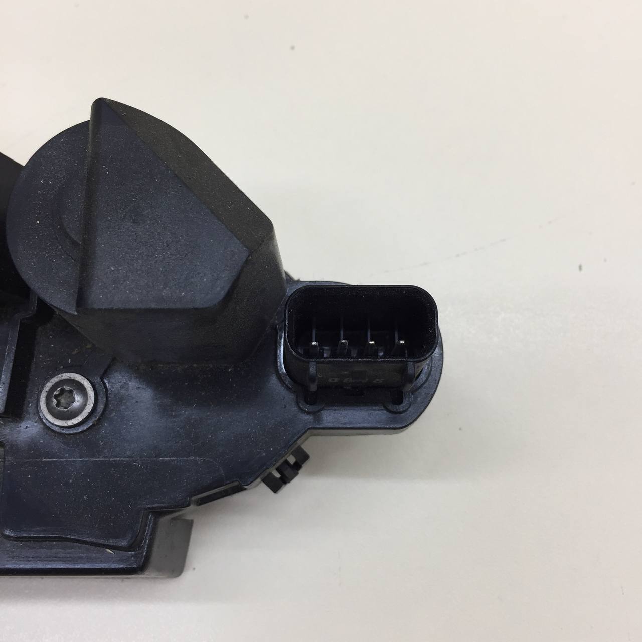 Замок двери задней левой Jaguar XF 2007-2015