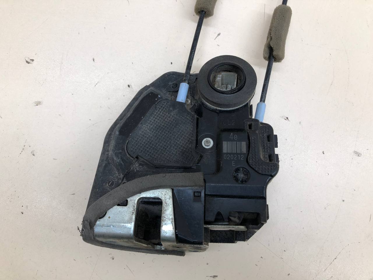 Замок двери задней левой Honda Civic 4D 2012>