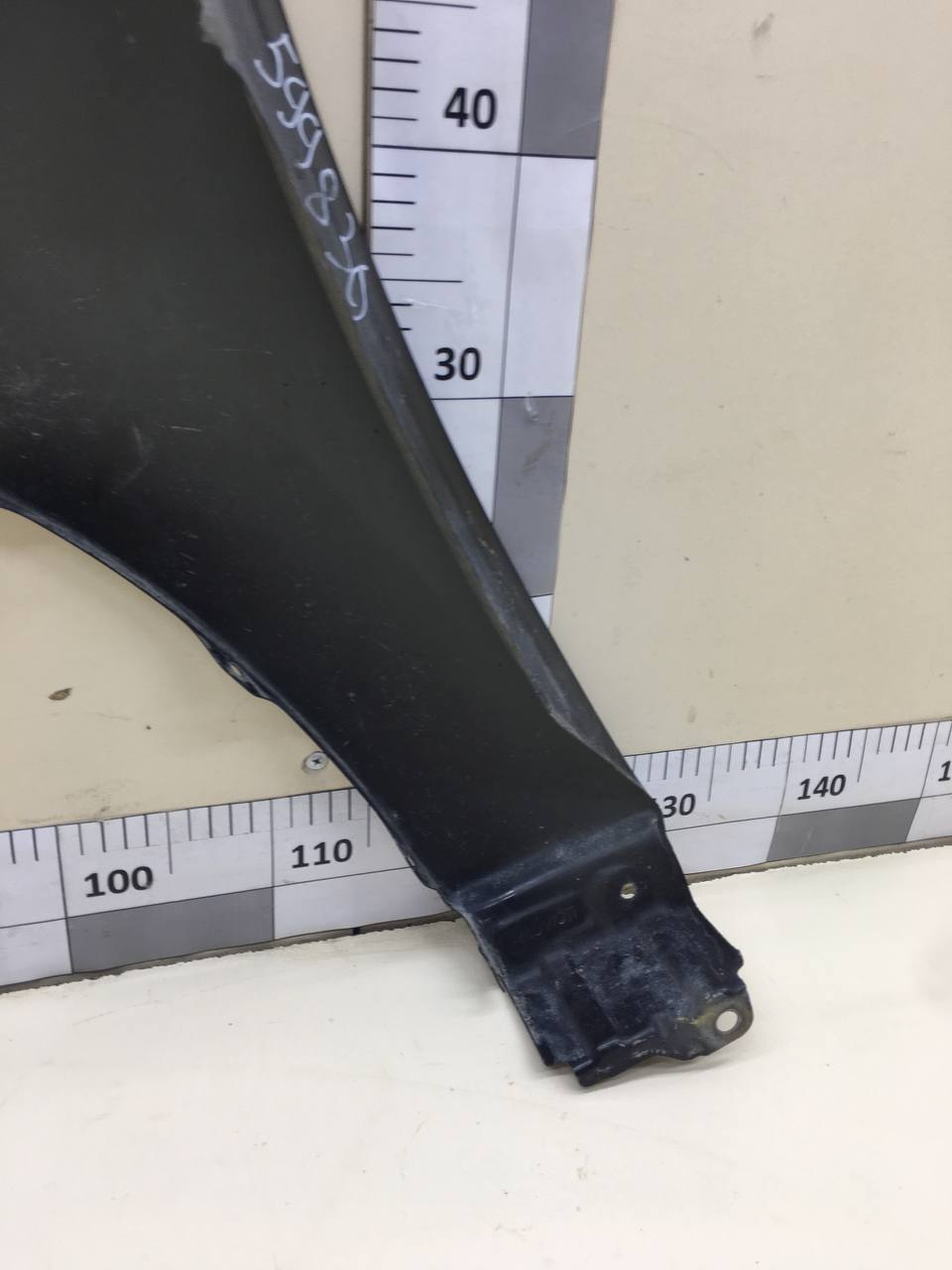 Крыло переднее правое Lexus LX570 (J200) 2007-2015