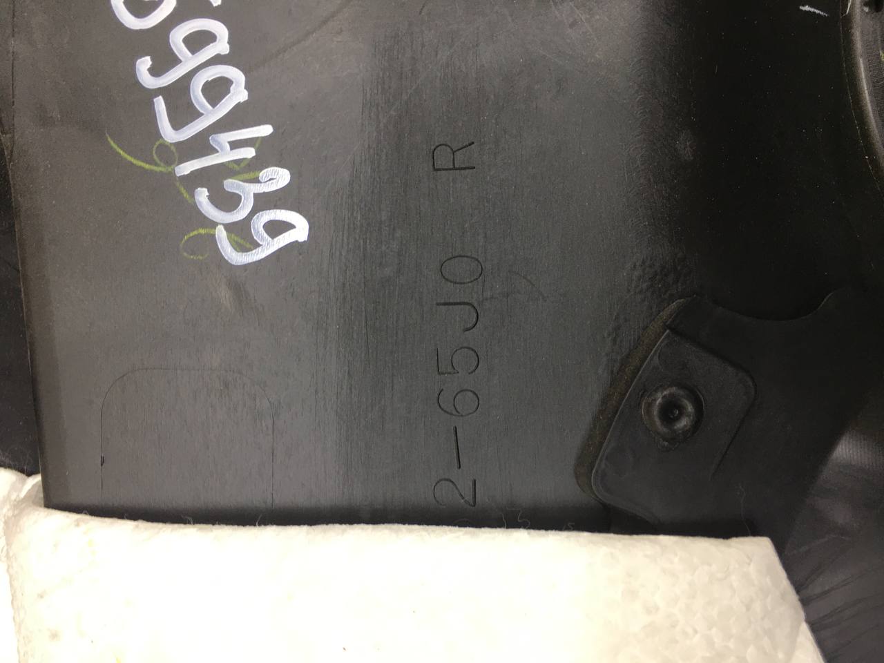 Обшивка двери задней правой Suzuki Grand Vitara 2005-2015