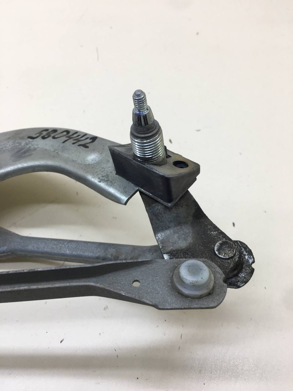 Трапеция стеклоочистителей Lada Niva 4х4 2121 1977-2021