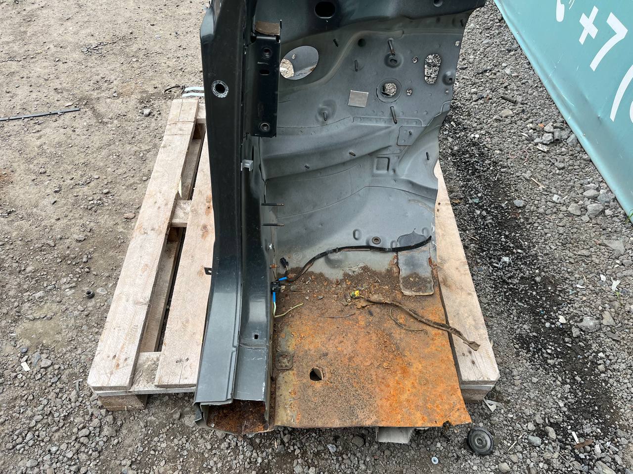 Четверть передняя левая Citroen C5 2008-2016