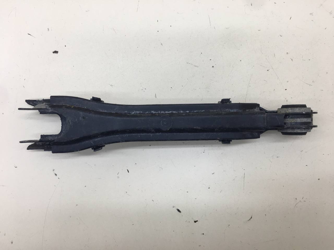 Рычаг задний нижний Mercedes-Benz C-Class (W205) 2014>