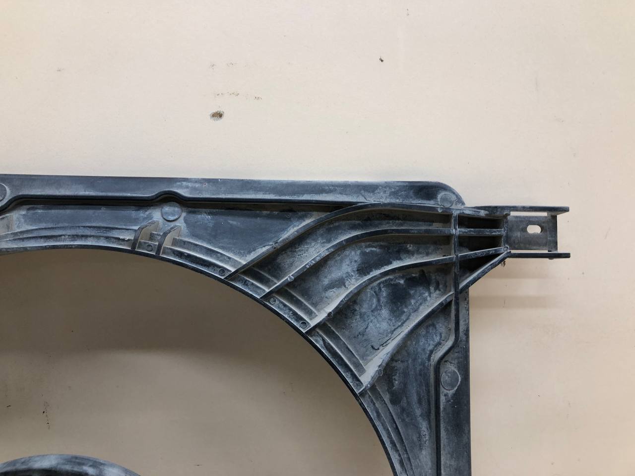 Диффузор вентилятора Nissan Qashqai+2 (JJ10) 2008-2014