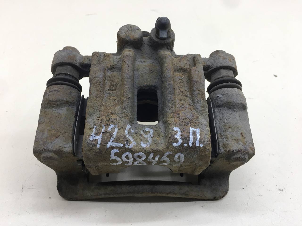 Суппорт задний правый Kia Cerato (TD) 2009-2013