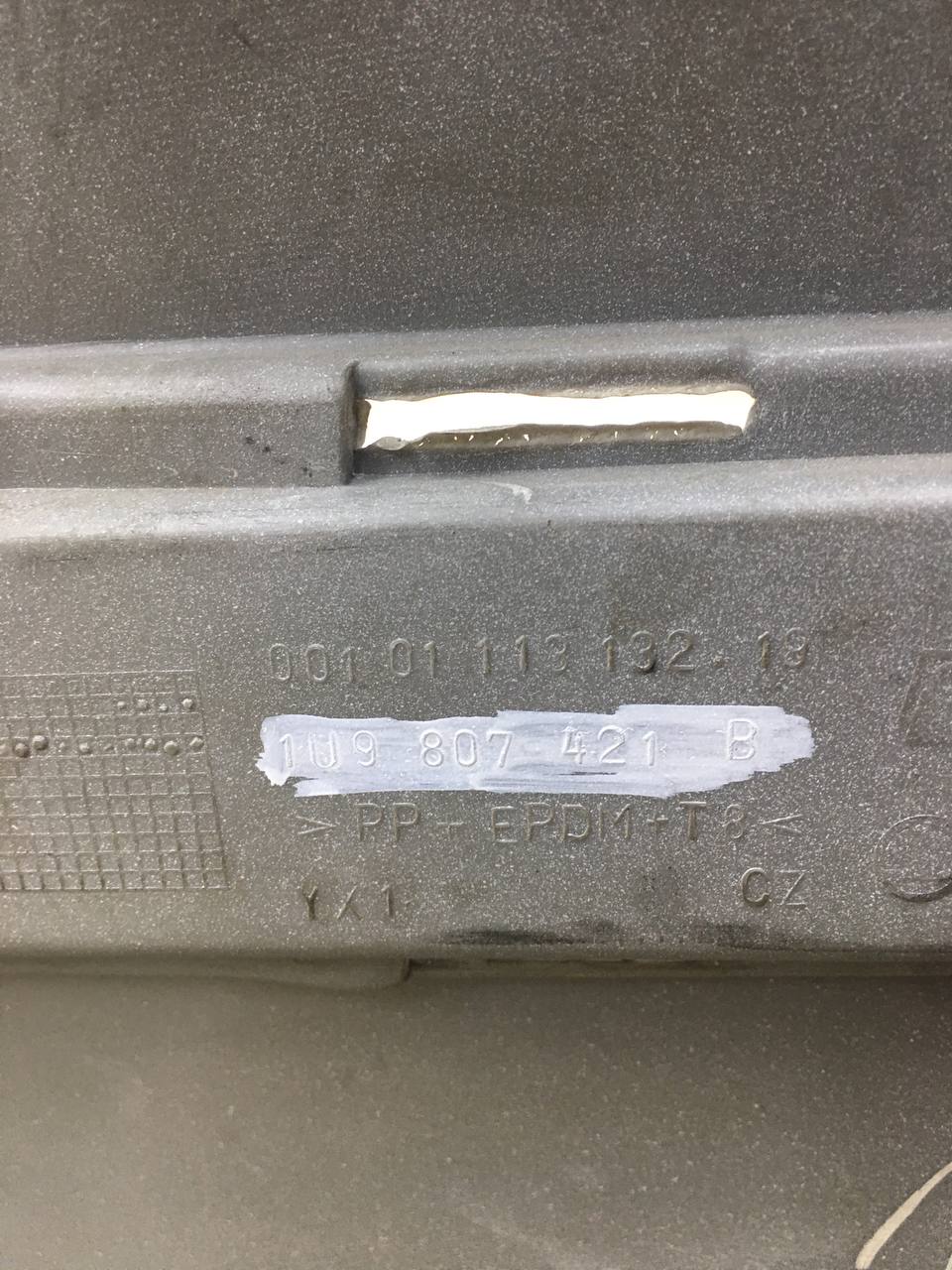 Бампер задний Skoda Octavia (A4 1U-) 2000-2011