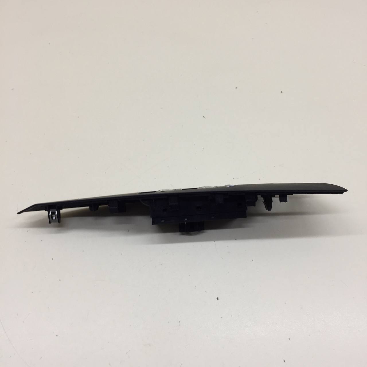 Блок управления стеклоподъемниками Lifan X60 2012>