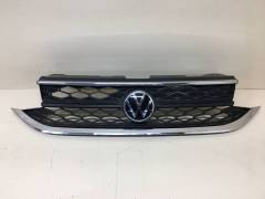 Решетка радиатора Volkswagen Taos 2020>