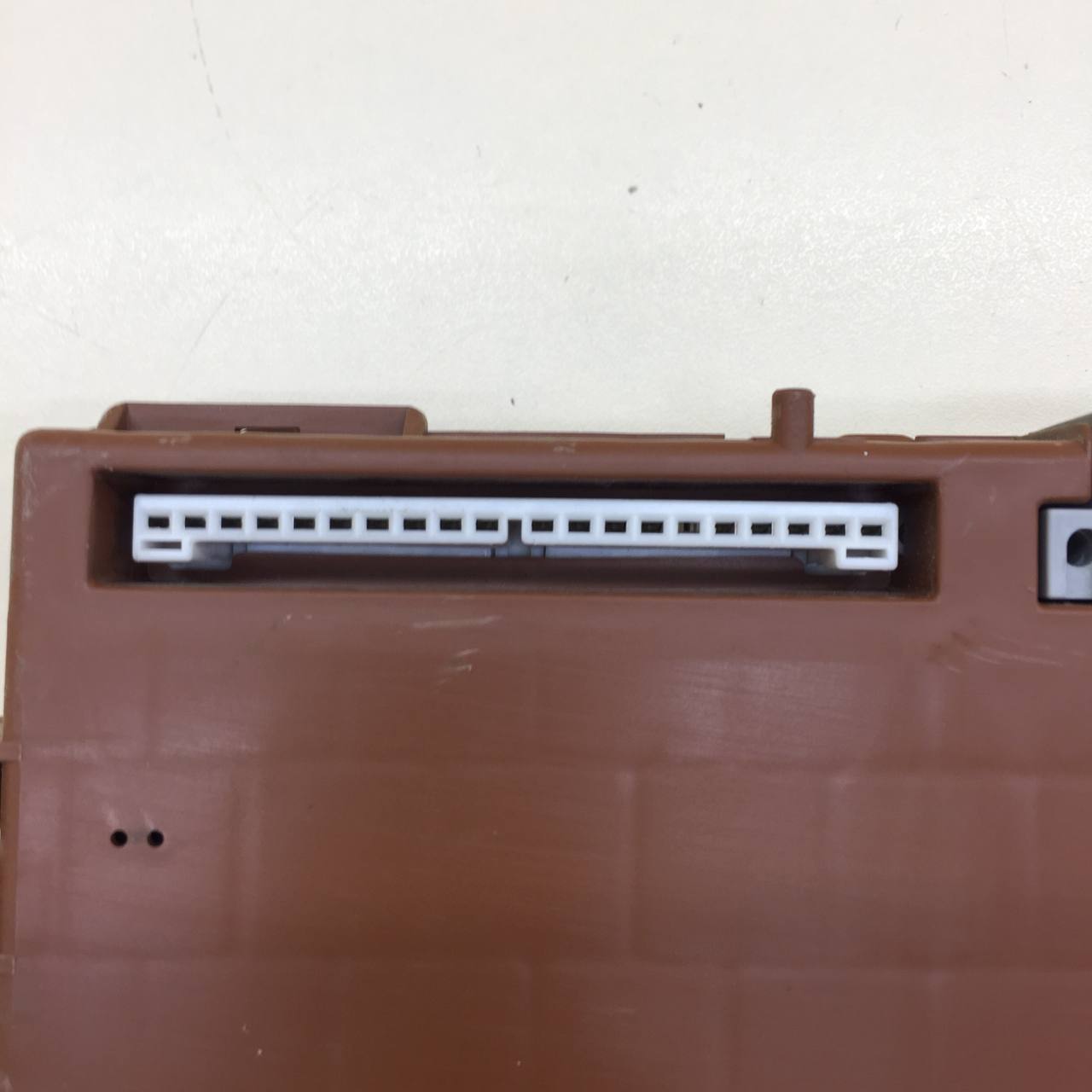 Блок электронный Mitsubishi Lancer 9  (CS/Classic) 2000-2011